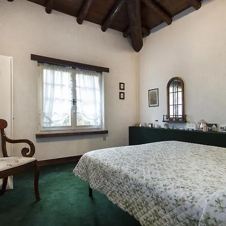 Βίλα Monzeglio Sleeps 8 Wifi *